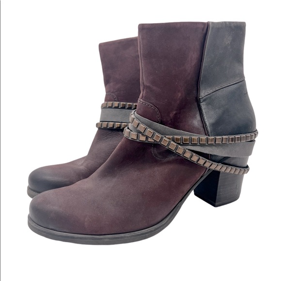 tamaris Shoes - Tamaris all leather boots with special embellished dangles. Excellent condition